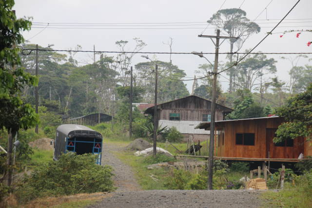 Pacto Sumaco, isolated trailhead to hiking Sumaco Peak